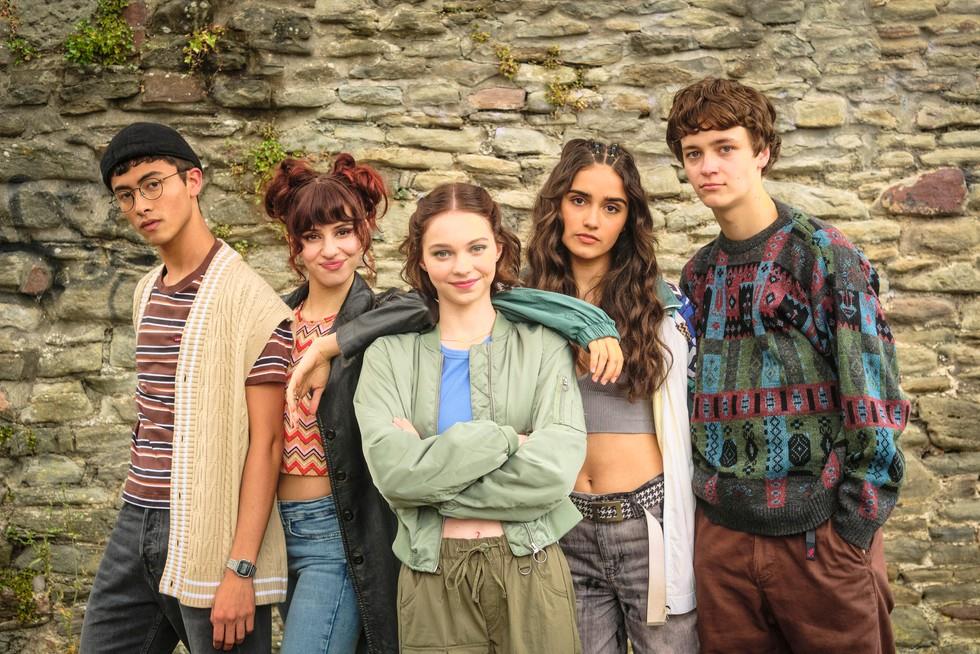 Agggtm TV show cast